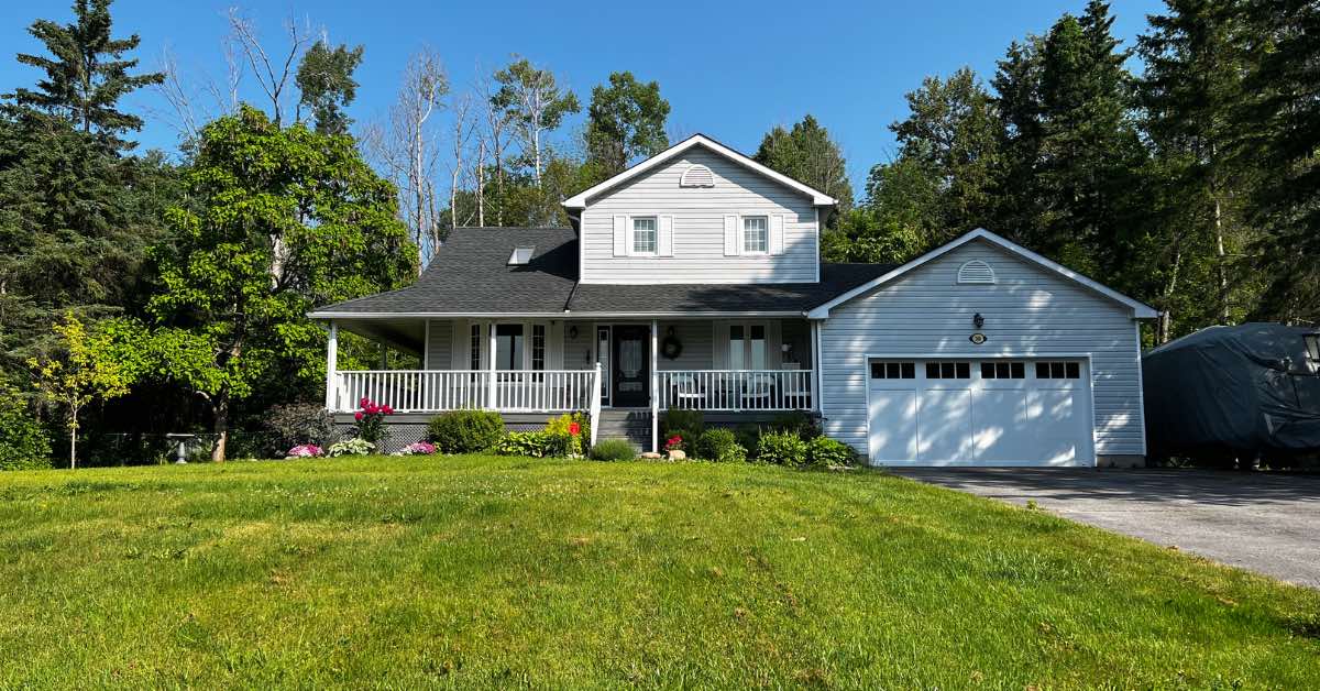 260 Lakeshore Rd W Chilton Real Estate